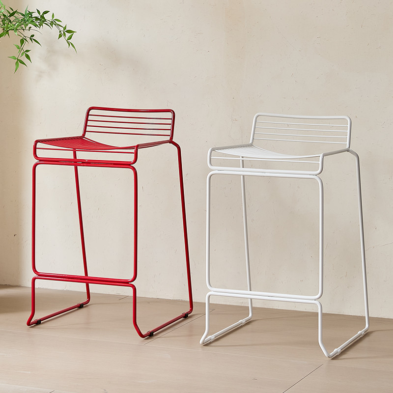 北欧ミニマリストバースツール、モダンな屋外用鉄製ハイチェア、 - Home Bar Seating のレビューと価格