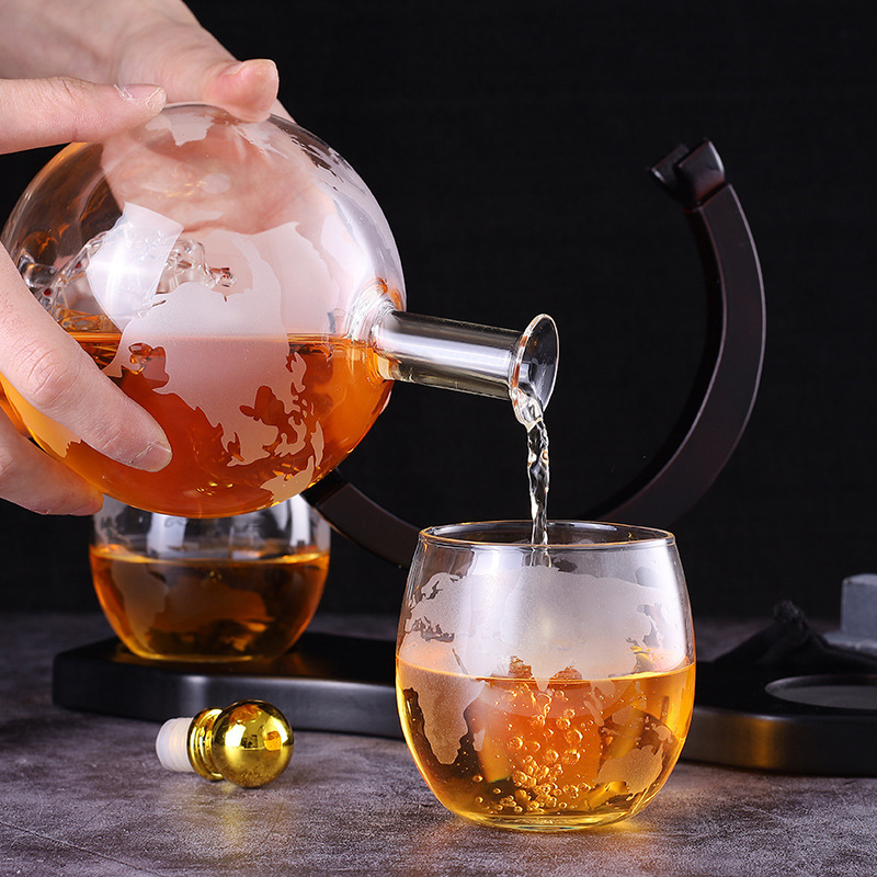 クリエイティブな地球の長椅子セット、鉛フリーのカラフ、絶妙な - Decanter Globe Set のレビューと価格