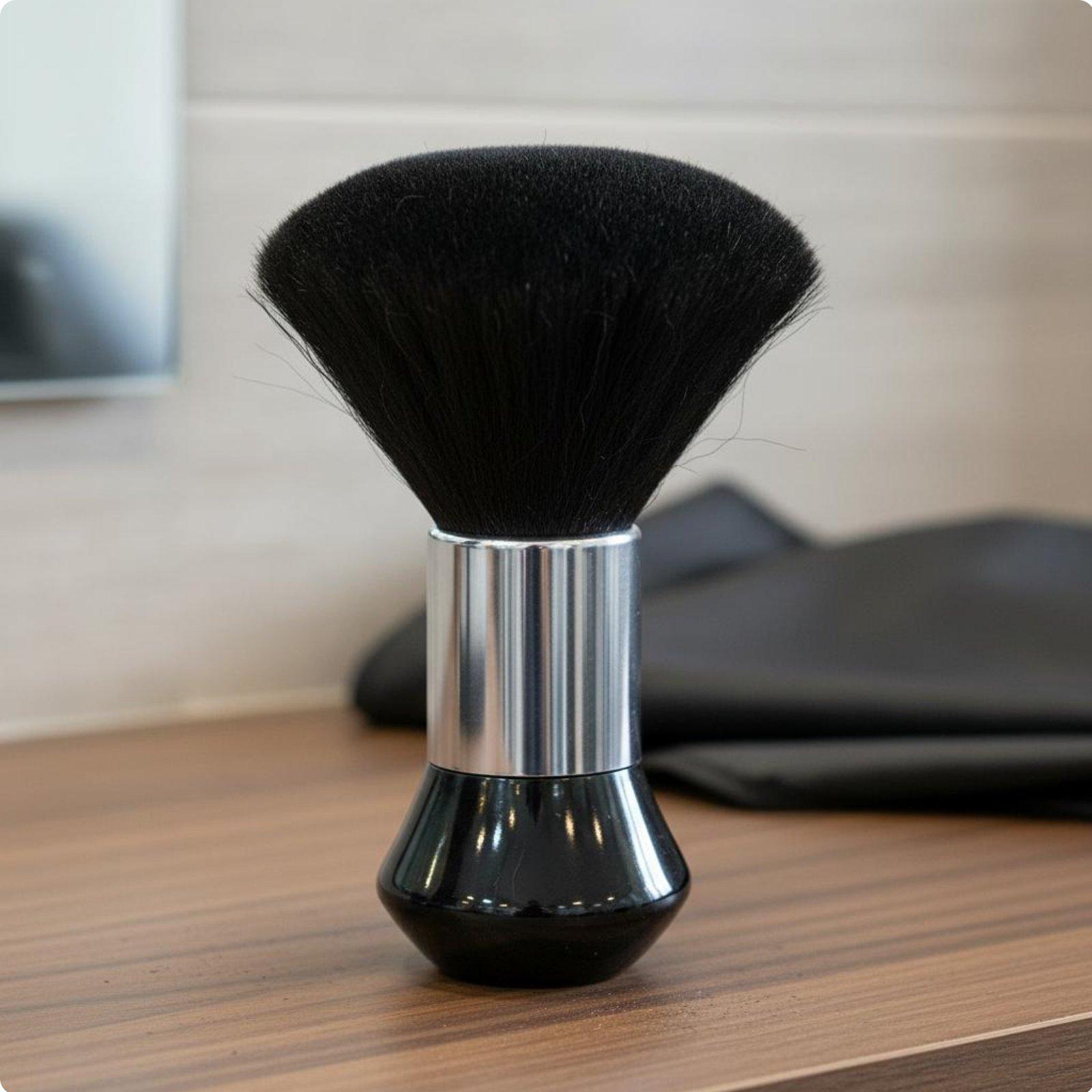 プロ用ヘアカットブラシと大型防水ケープの理髪キット（理髪店と - Home Barbershop のレビューと価格