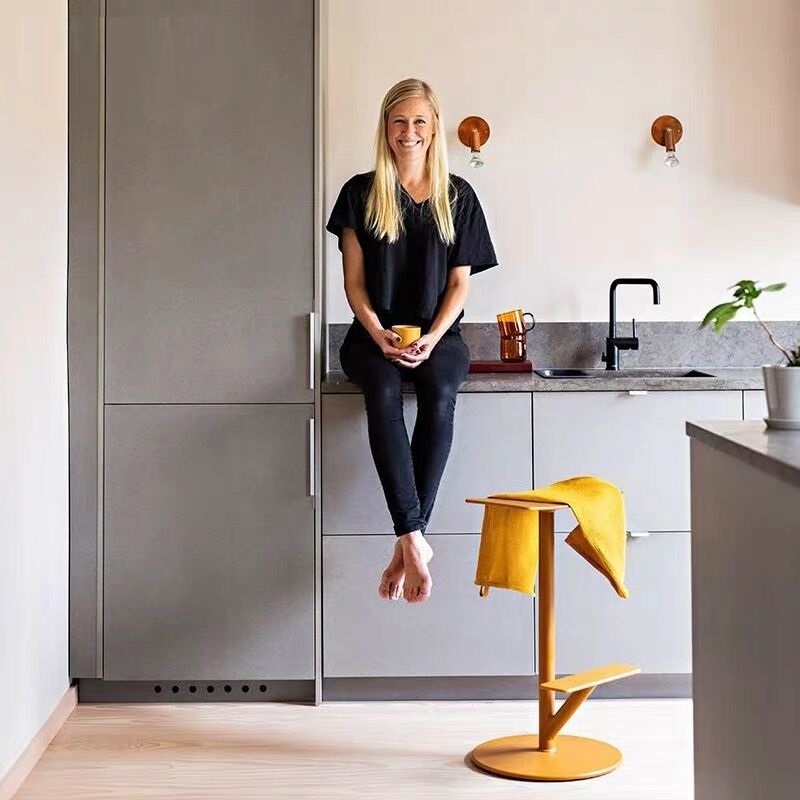 モダンなメタルハイバースツール、スカンジナビア風カウンターチ - Home Bar Seating のレビューと価格